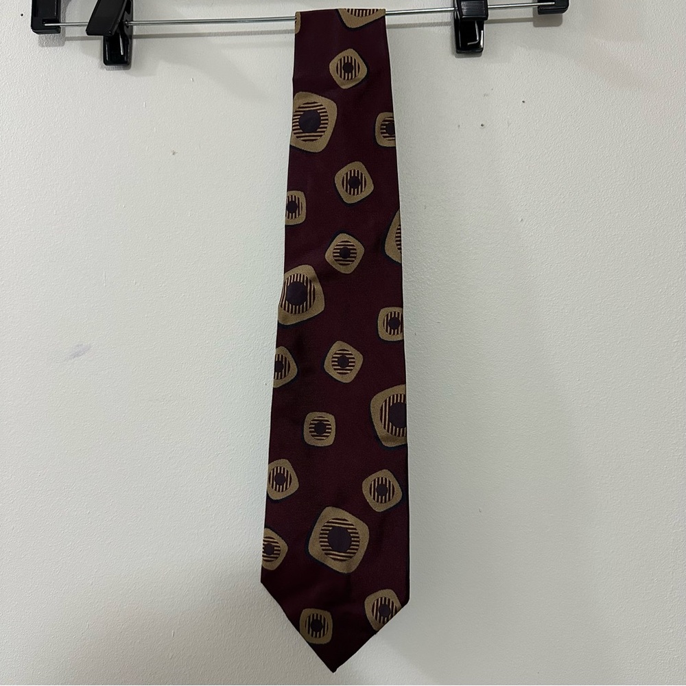Daniel‎ Craig Burgundy Geometric Pure Silk Handmade Tie made in Italy